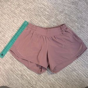 Lululemon Hotty Hot shorts